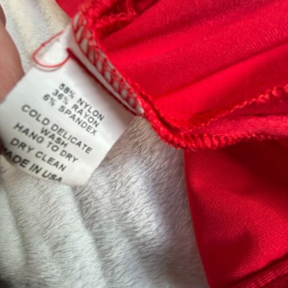 Xiao Womens Red Asymmetrical Hem Top Small 3/4 Sleeve Pockets Stretch Casual - Picture 4 of 7